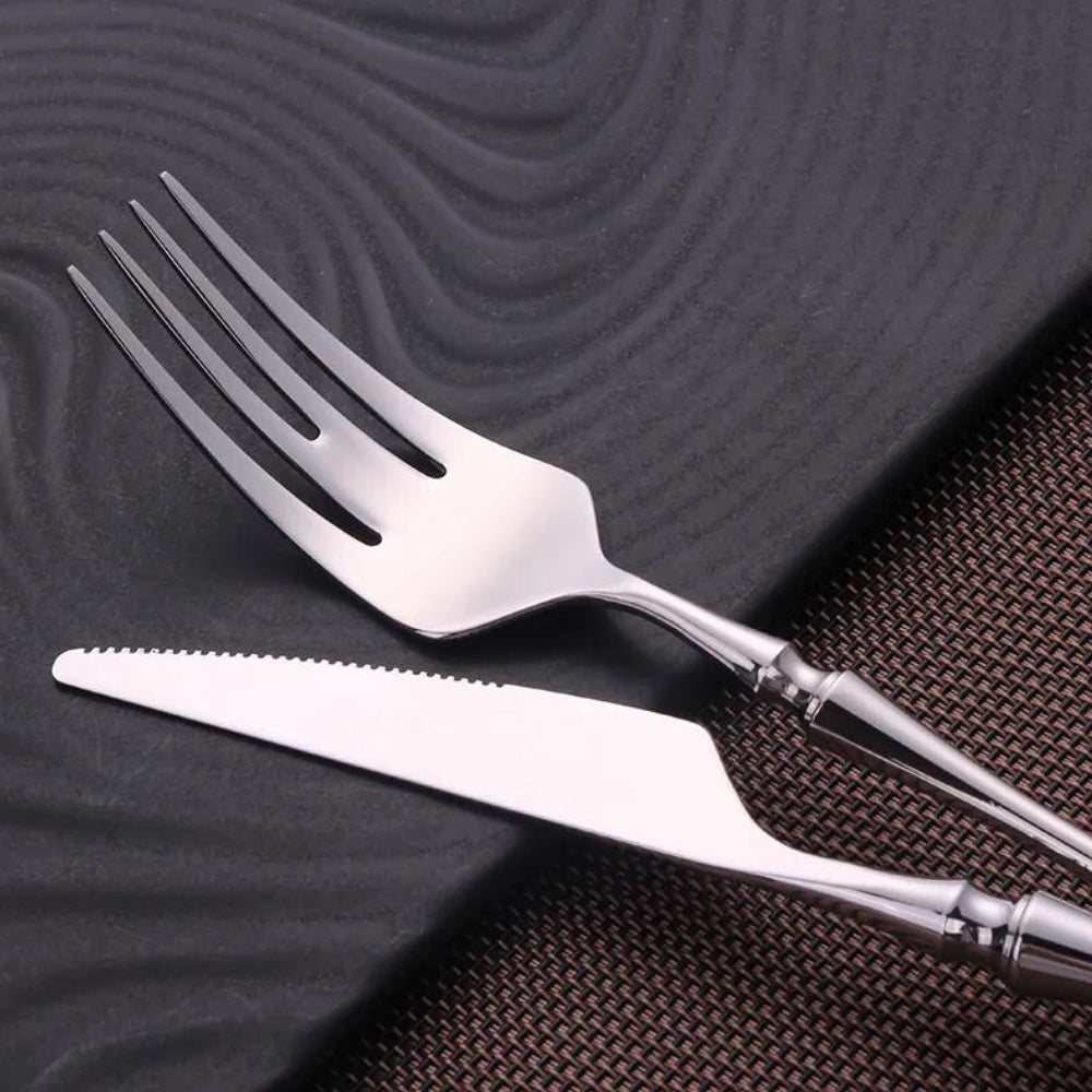 Elegant Ergonomic Cutlery Set for Everyday and Festive Dining - view 3