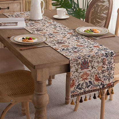 Vintage Jacquard Tablecloth - Flowers and Birds for Dining Table - view 6