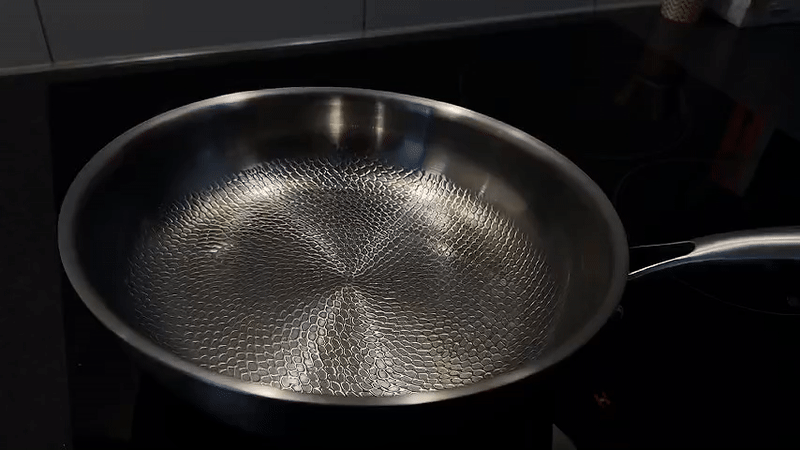 Hammered 28 cm Frying Pan - Induction, Gas, and Oven Safe - view 3