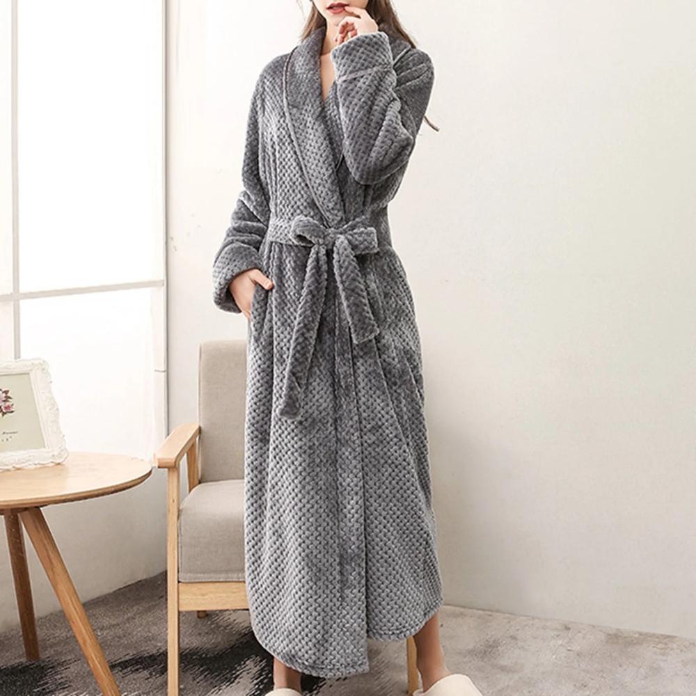 Soft Warm Unisex Bathrobe with Pockets for Home Relaxation
