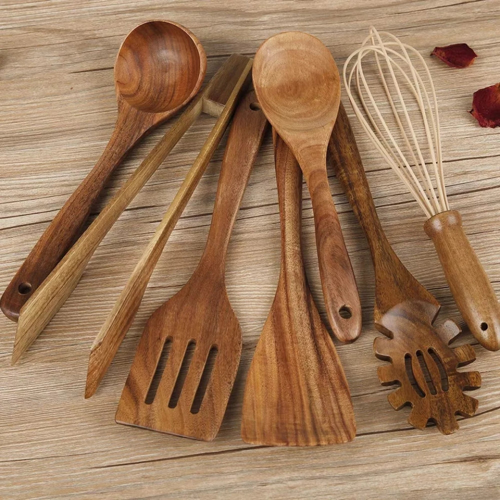7-Piece Kitchen Utensil Set in Natural Tones for Cooking