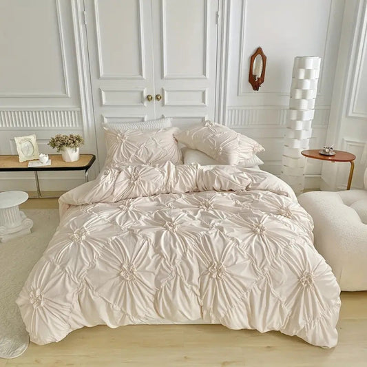 Wrinkled Flower Bedding Set – White, with Pillowcase